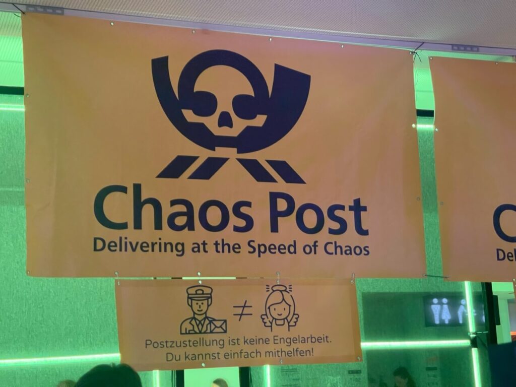 Foto des Chaos Post Logos auf dem Congress